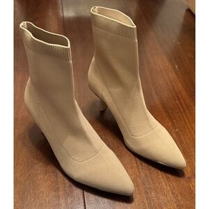 NWOB NEWBELLA Women's Size  9‎ Tan Knit Ankle Sock Boots – Pointed Toe, Heel